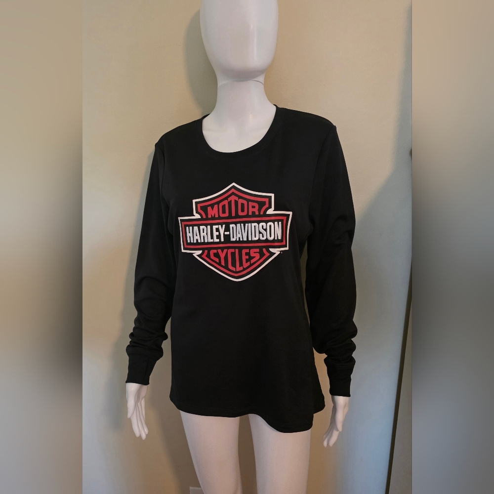 Harley-Davidson Black Long Sleeve Woman's Size Large Shirt.